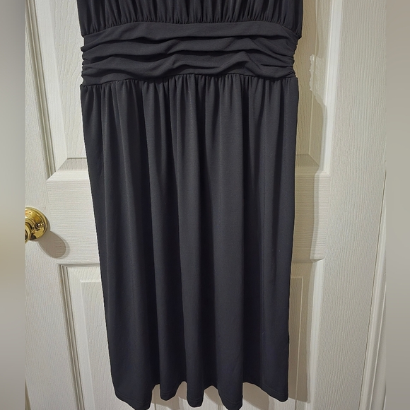 Leota Aria Midi Dress in Black, Drop Ruched Waist, Stretchy Jersey Knit, EUC! - Picture 4 of 12